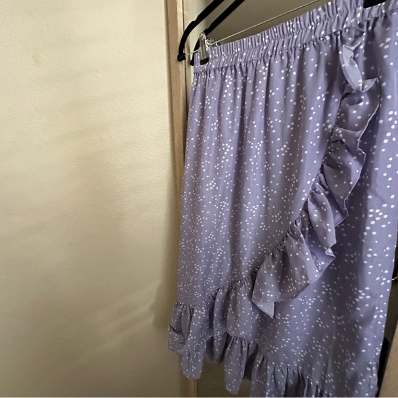 PIECES Midi  Polka Dot Skirt - Picture 3 of 6